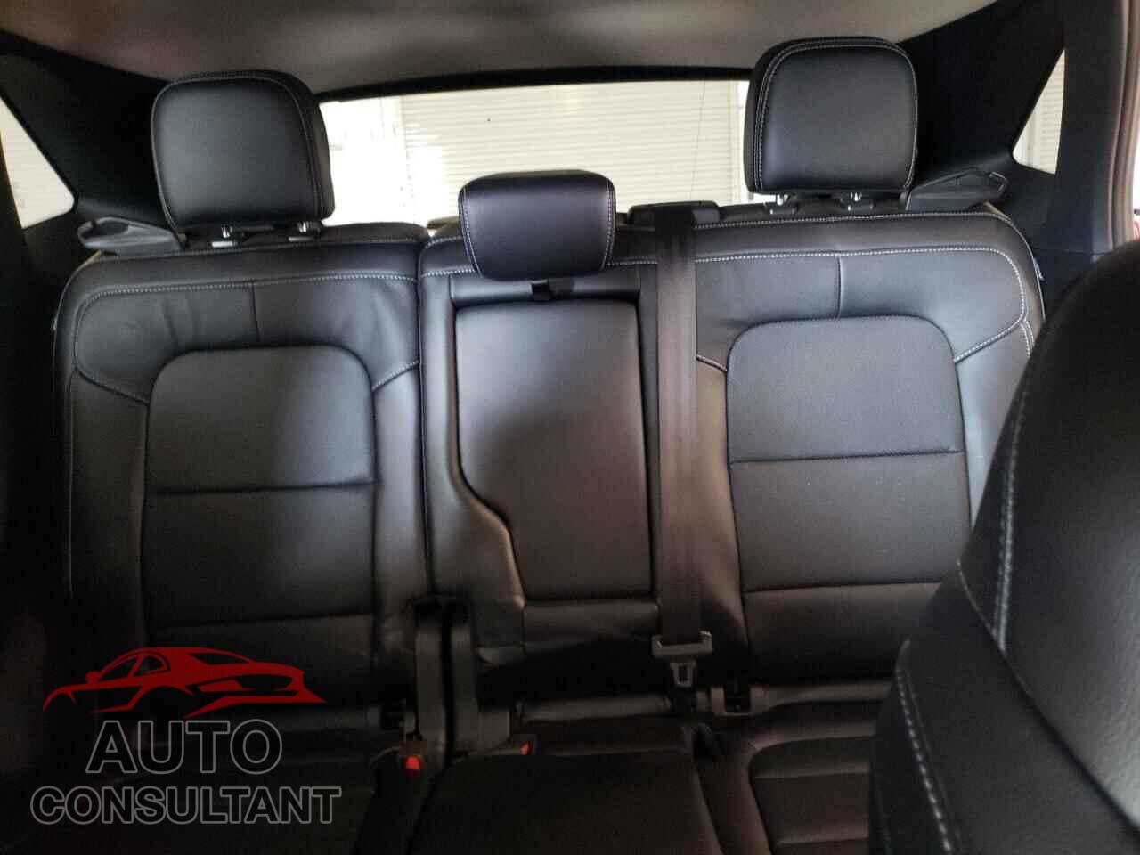 FORD ESCAPE 2020 - 1FMCU9J90LUC38443