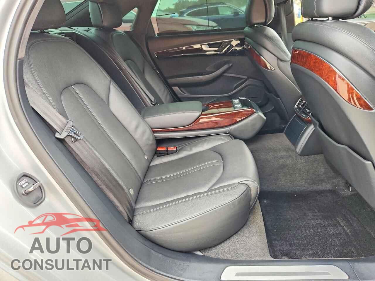 AUDI A8 2012 - WAURVAFD9CN006120