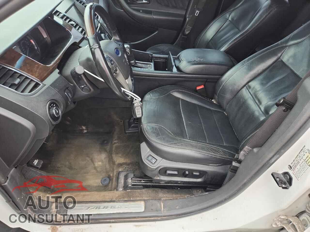 FORD TAURUS 2013 - 1FAHP2F89DG235118