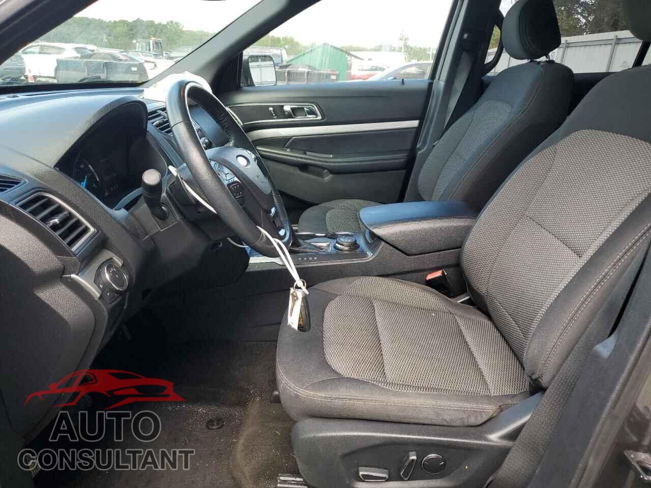 FORD EXPLORER 2017 - 1FM5K8D87HGE01851