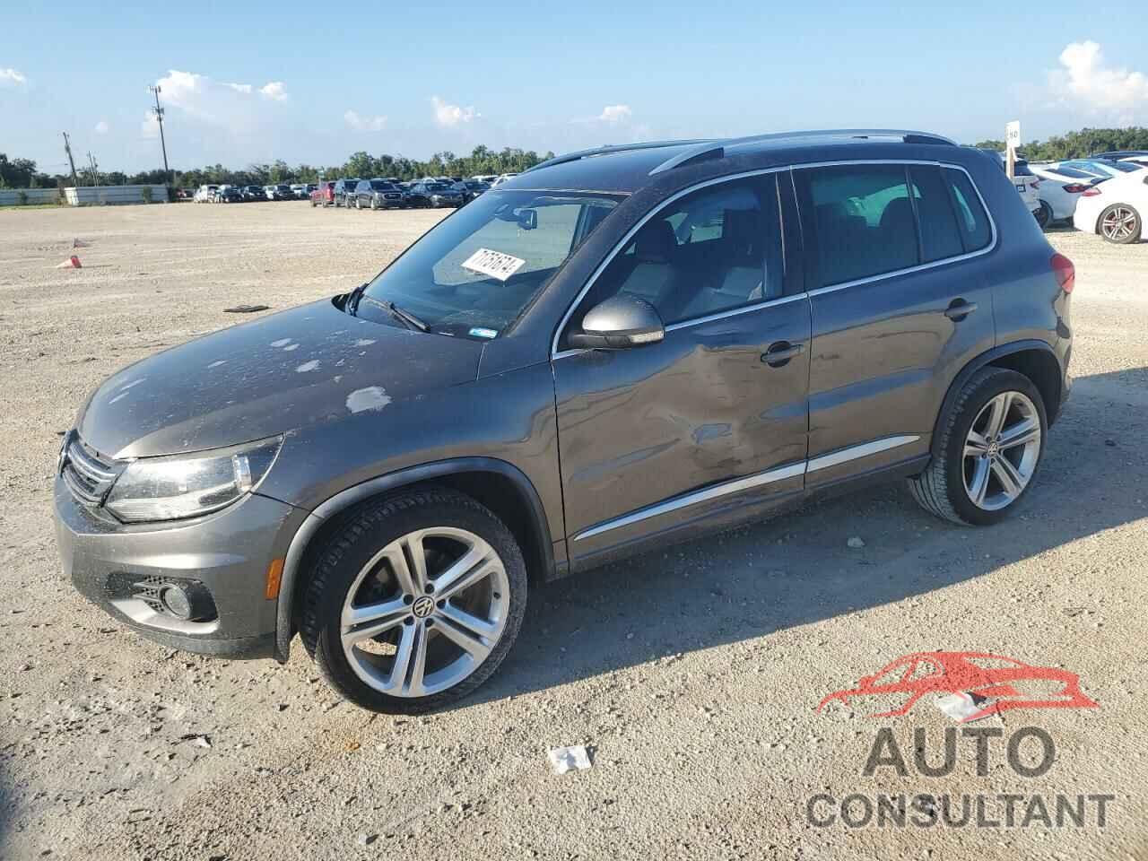 VOLKSWAGEN TIGUAN 2016 - WVGAV7AX4GW065057