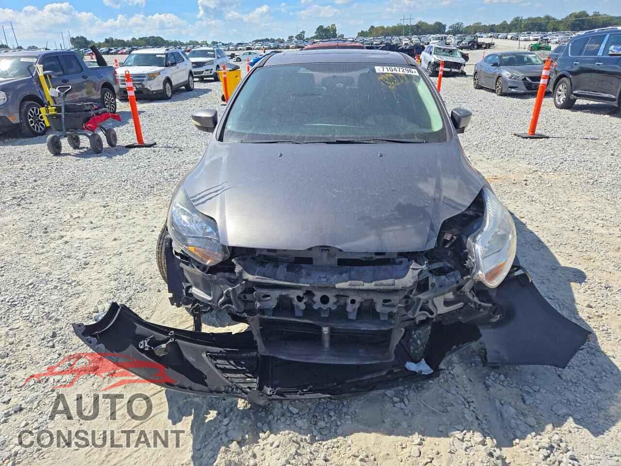 FORD FOCUS 2014 - 1FADP3N29EL204977