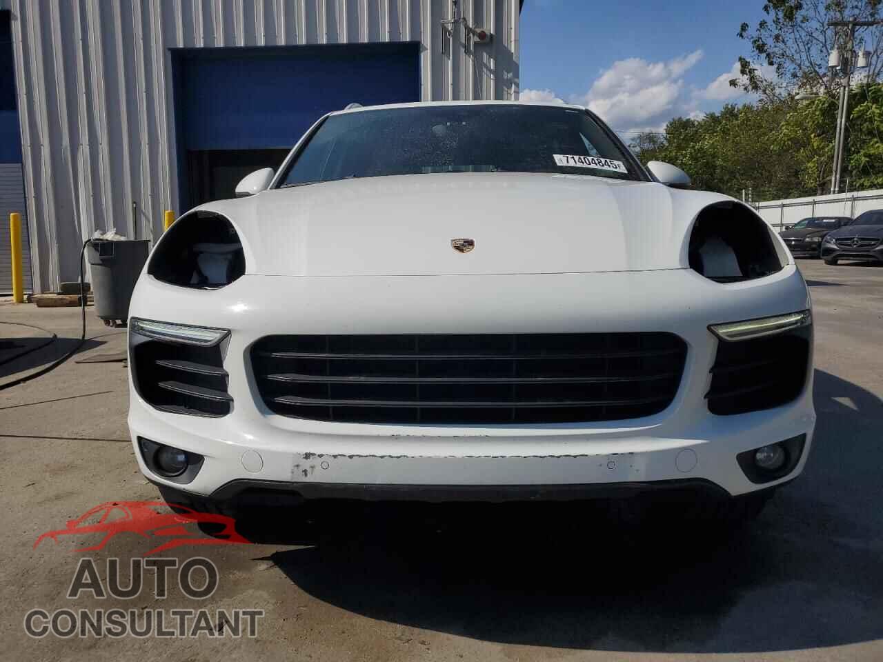 PORSCHE CAYENNE 2016 - WP1AA2A22GLA11652