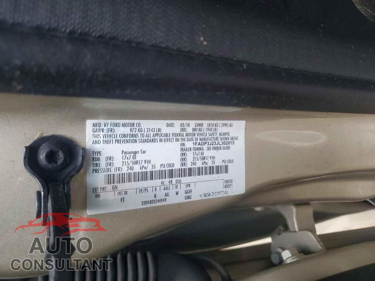 FORD FOCUS 2018 - 1FADP3J23JL302015