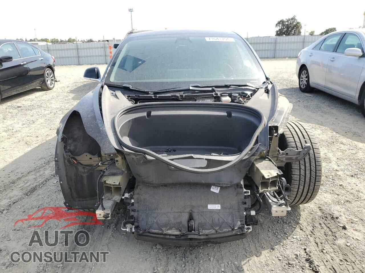 TESLA MODEL 3 2019 - 5YJ3E1EA6KF324600