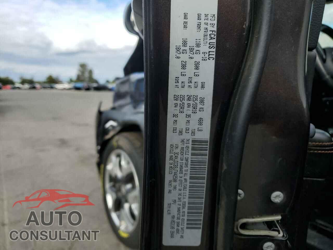 JEEP COMPASS 2018 - 3C4NJDCB9JT442500