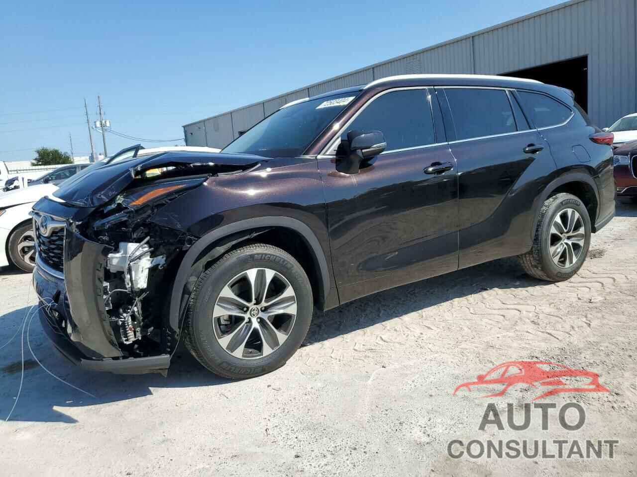 TOYOTA HIGHLANDER 2022 - 5TDHZRAH0NS098369