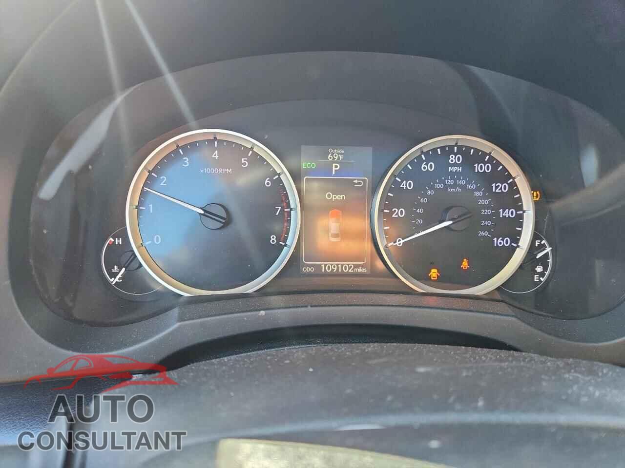 LEXUS IS 2014 - JTHBF1D27E5023227