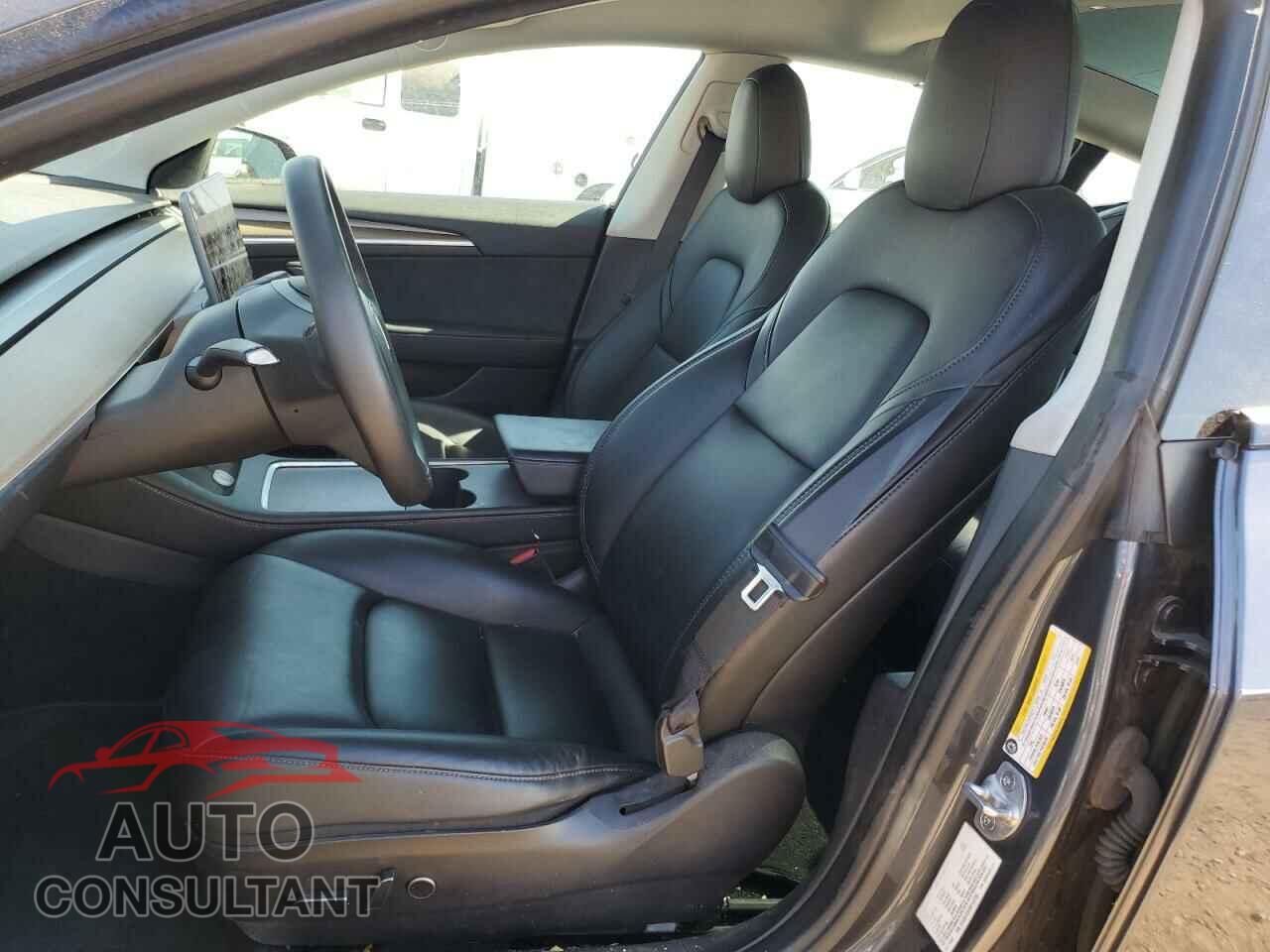 TESLA MODEL 3 2022 - 5YJ3E1EA4NF142706