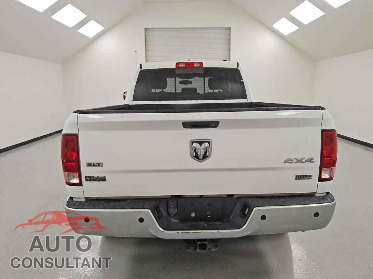 DODGE RAM 1500 2012 - 1C6RD7GP6CS211551