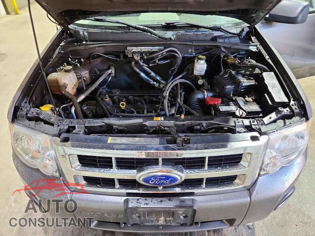 FORD ESCAPE 2011 - 1FMCU9C72BKB94418