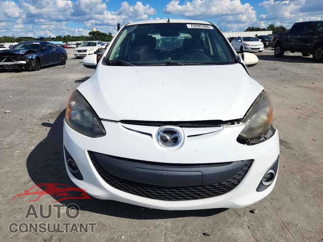 MAZDA 2 2013 - JM1DE1LY3D0158140