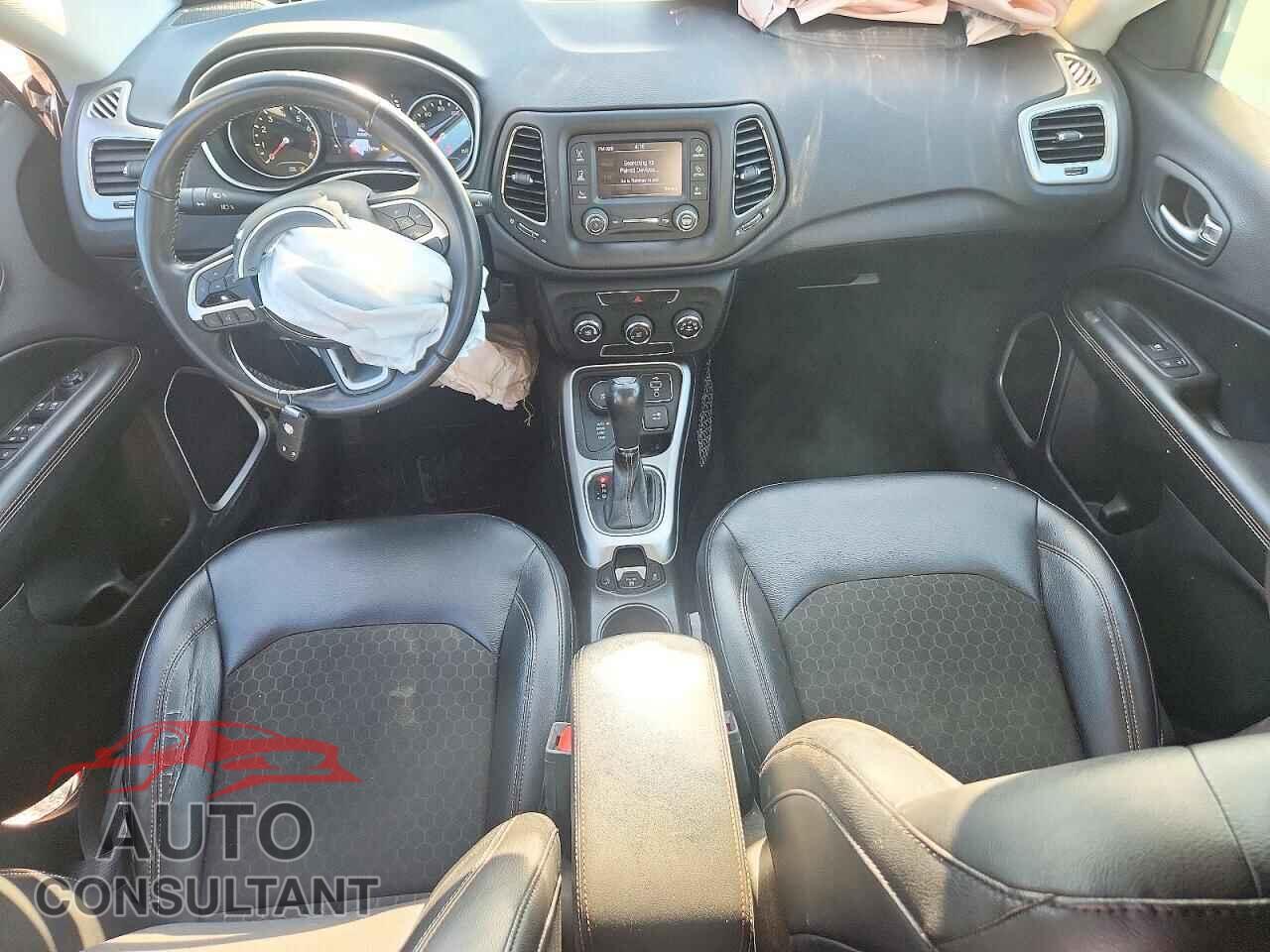 JEEP COMPASS 2017 - 3C4NJDBB0HT680201