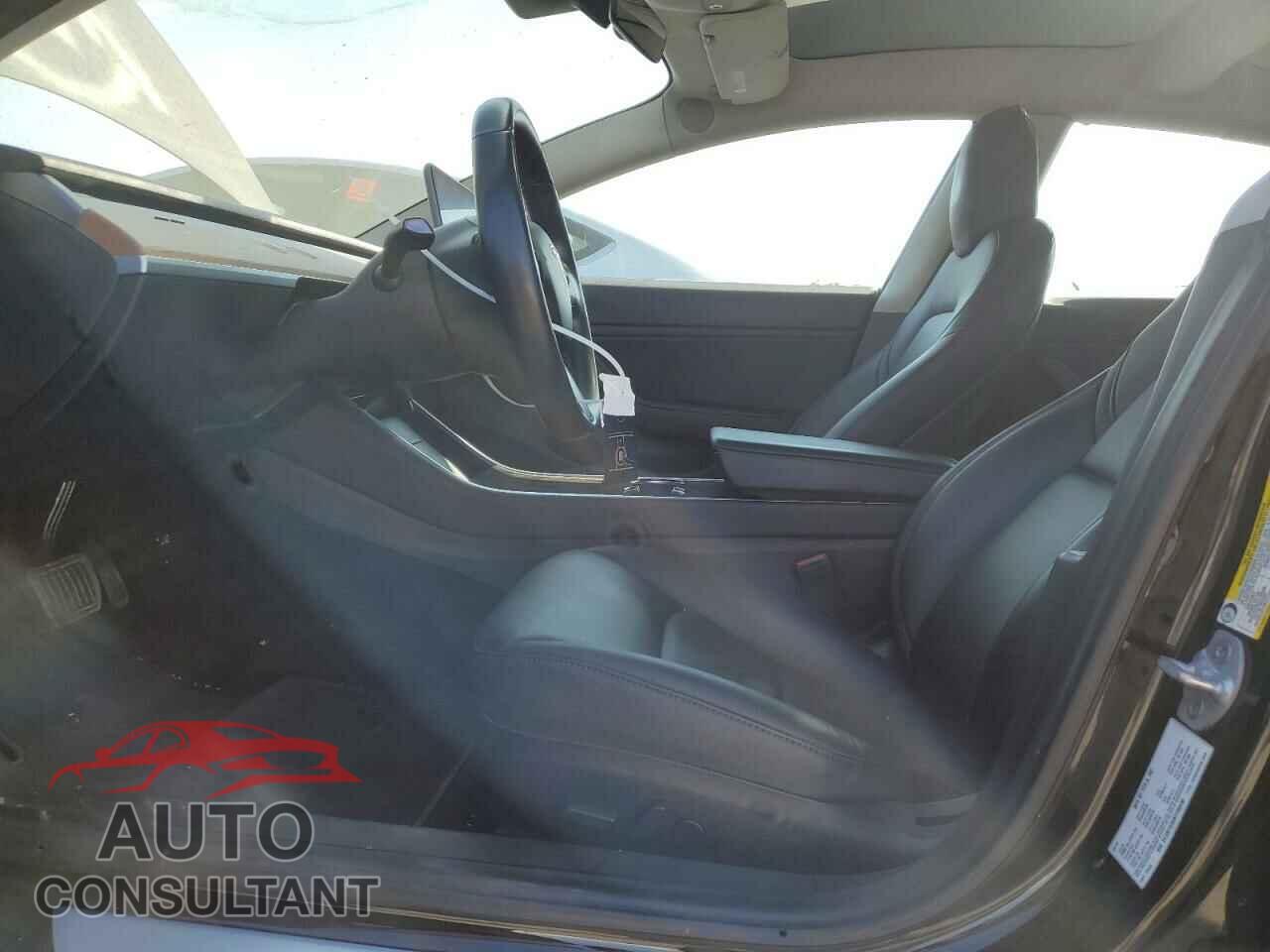 TESLA MODEL 3 2019 - 5YJ3E1EA9KF296498