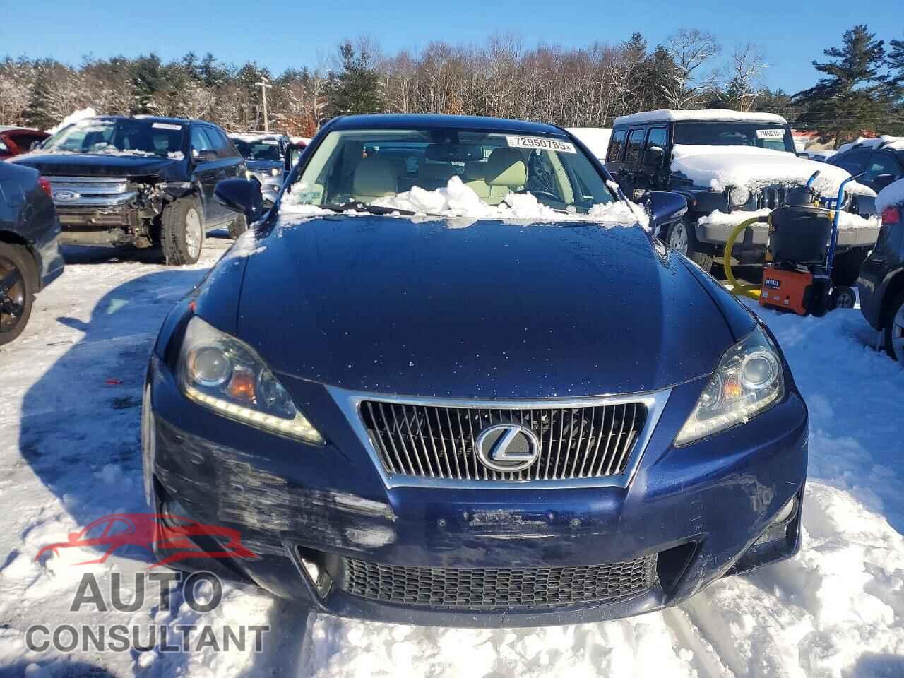 LEXUS IS 2011 - JTHCF5C29B5046713