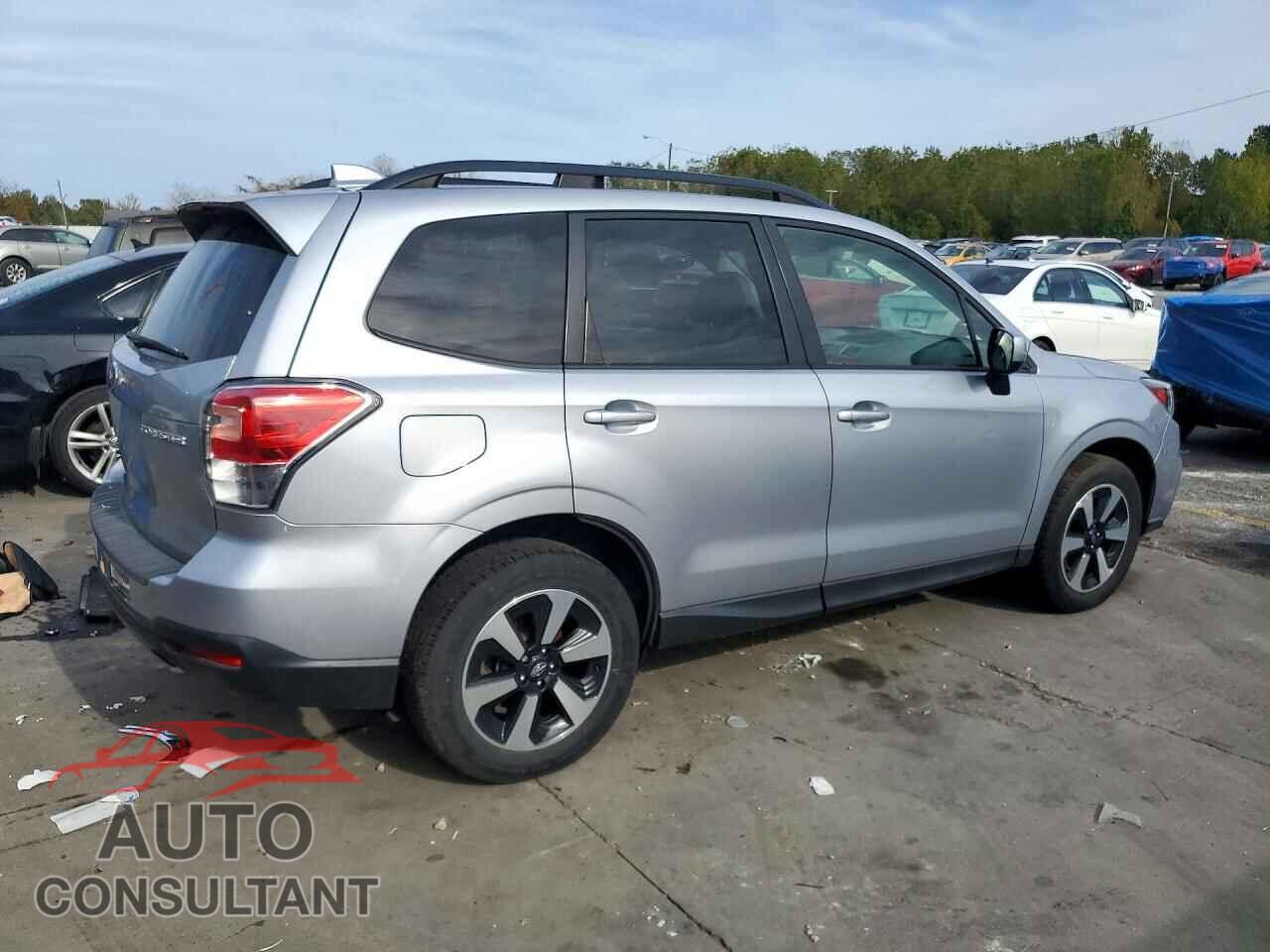 SUBARU FORESTER 2018 - JF2SJAGC6JH507002