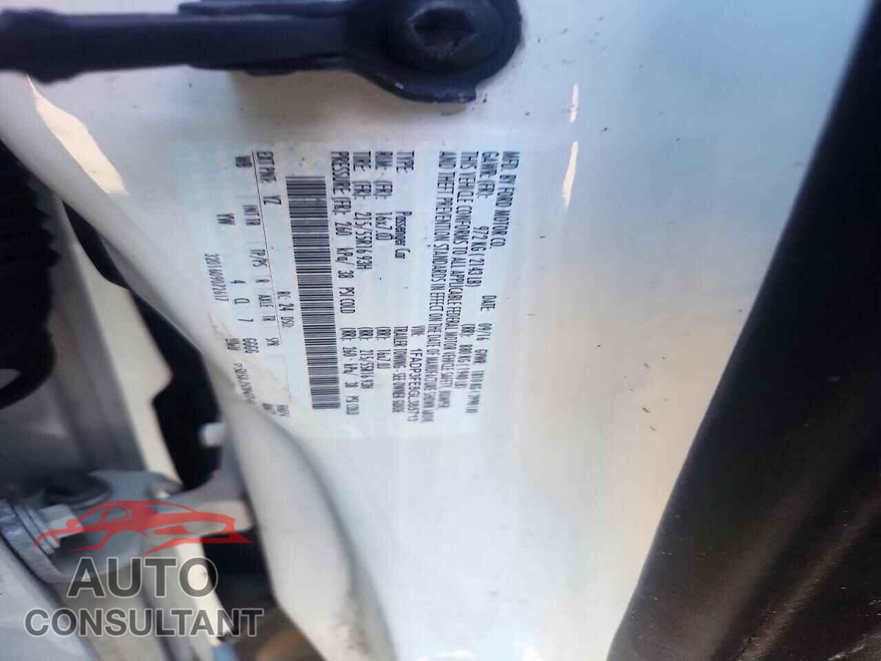 FORD FOCUS 2016 - 1FADP3FE8GL385713