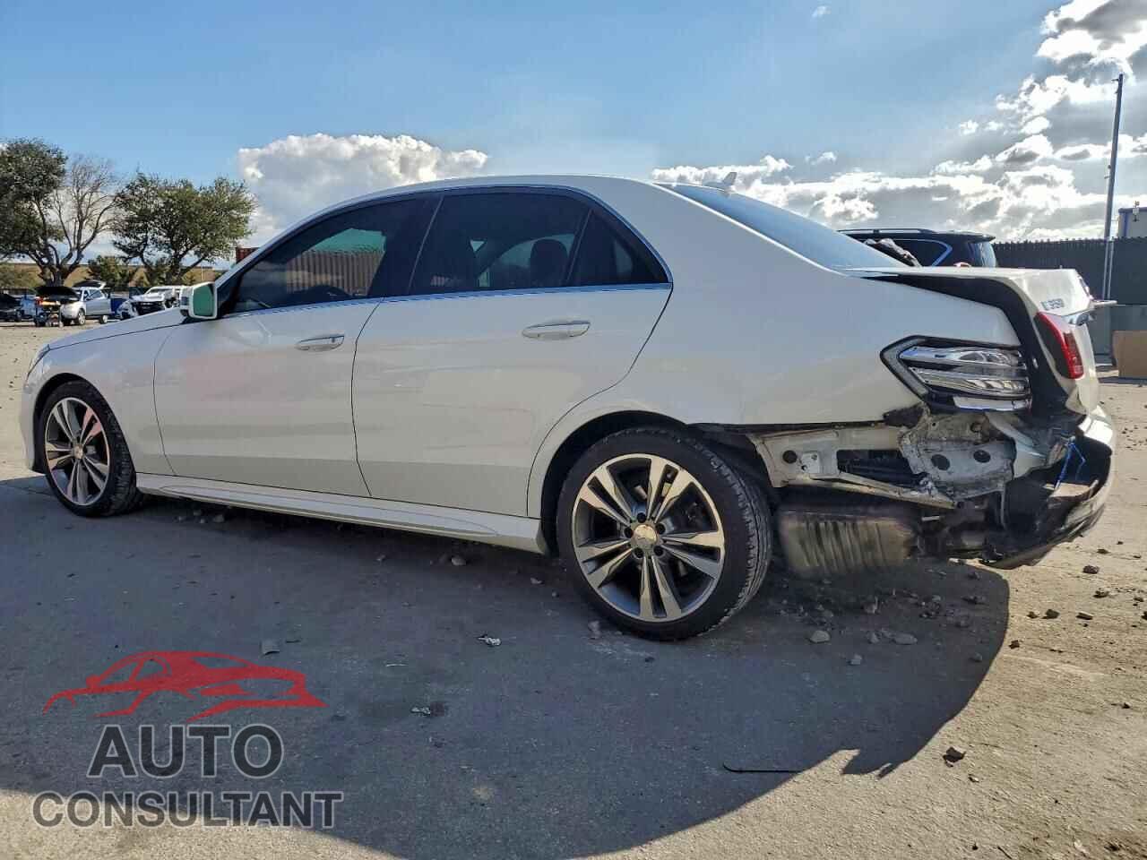 MERCEDES-BENZ E-CLASS 2014 - WDDHF5KB4EA854509