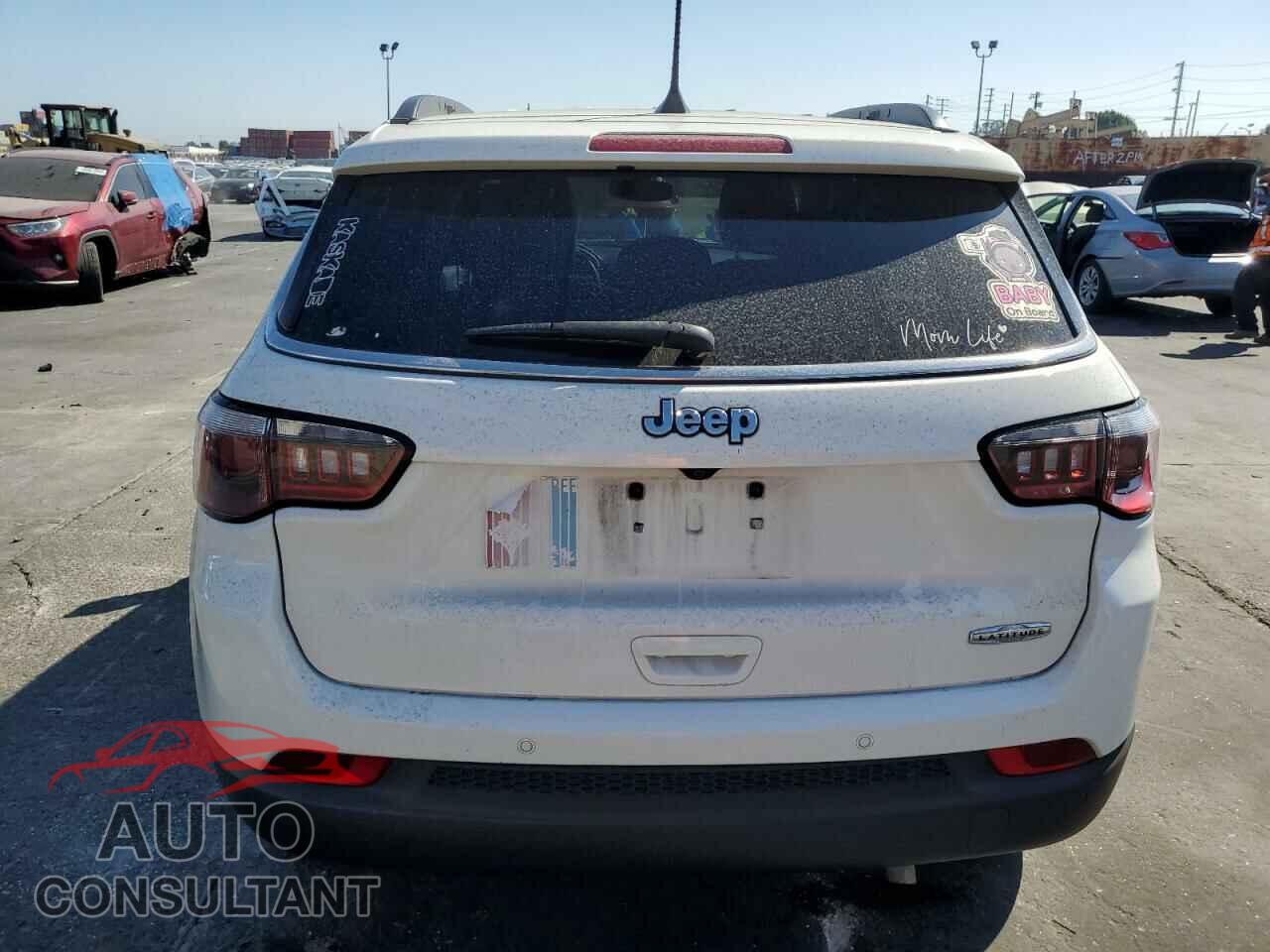 JEEP COMPASS 2018 - 3C4NJCBB5JT248316