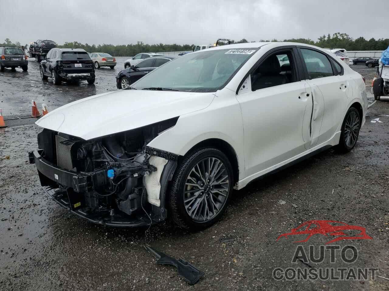 KIA FORTE 2023 - 3KPF54AD9PE618276