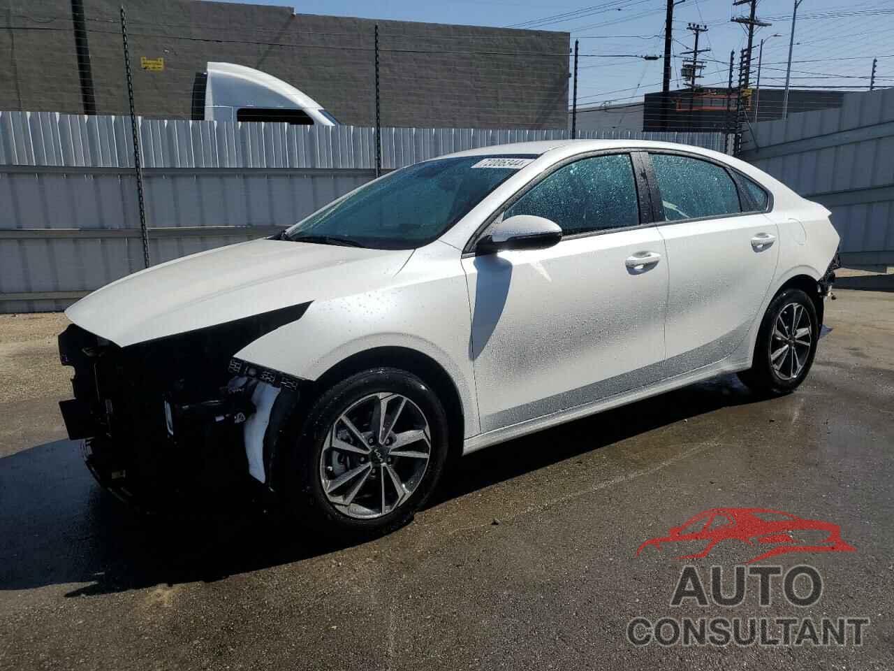 KIA FORTE 2024 - 3KPF24AD7RE738718