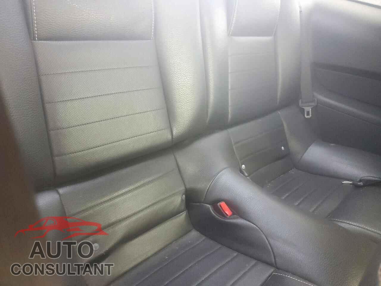 FORD MUSTANG 2012 - 1ZVBP8CF2C5244353