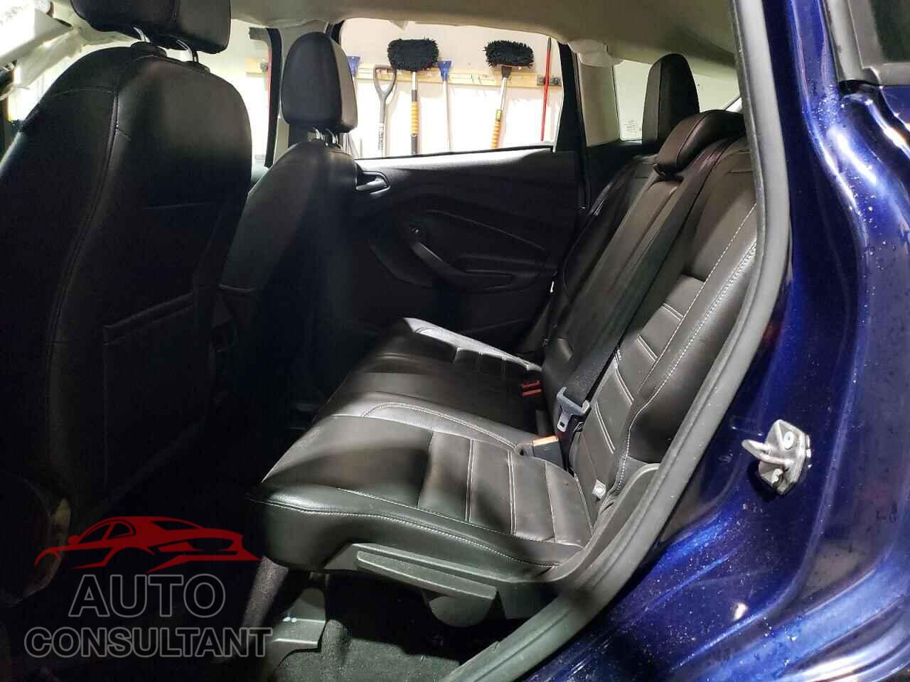 FORD CMAX 2017 - 1FADP5EU8HL107433