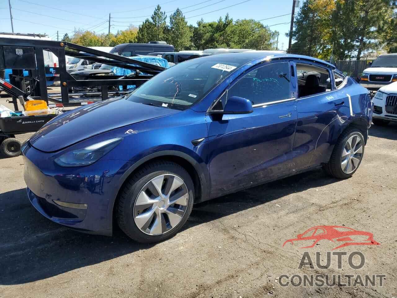 TESLA MODEL Y 2023 - 7SAYGDEE4PF850352