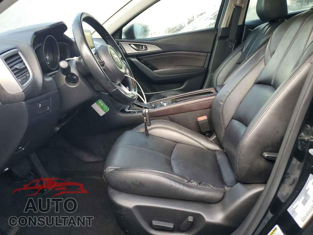 MAZDA 3 2017 - 3MZBN1V79HM110251
