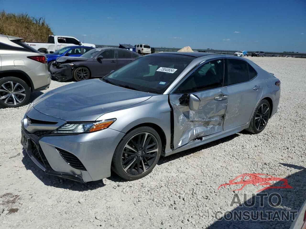 TOYOTA CAMRY 2018 - 4T1BZ1HK7JU501208