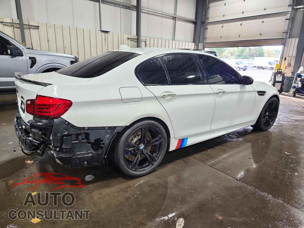 BMW M5 2013 - WBSFV9C56DD095727
