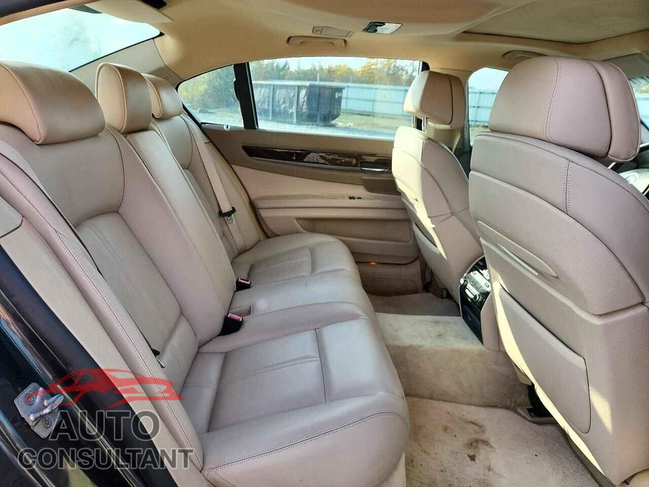 BMW 7 SERIES 2011 - WBAKB8C51BC852266