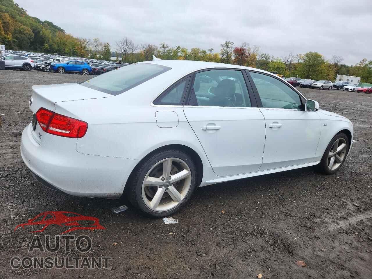 AUDI A4 2012 - WAUFFAFLXCN013942