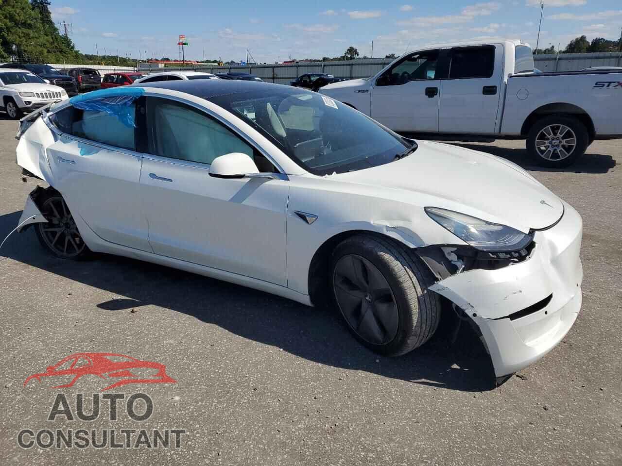 TESLA MODEL 3 2018 - 5YJ3E1EA1JF164737