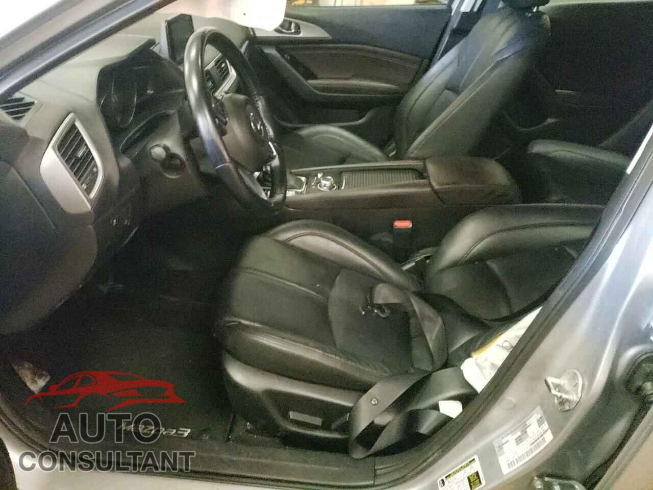 MAZDA 3 2017 - 3MZBN1L76HM140357