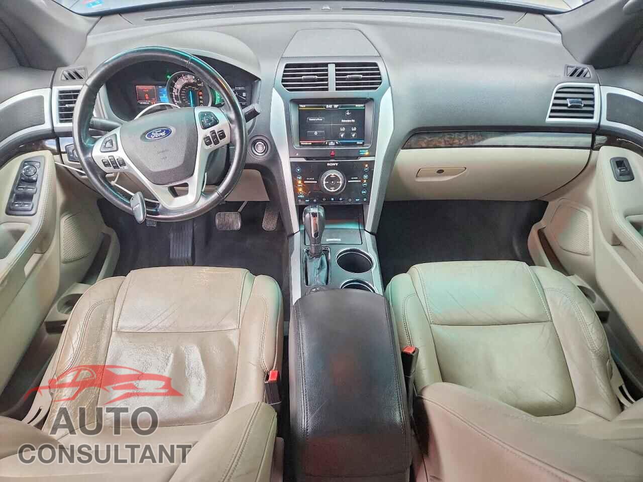 FORD EXPLORER 2011 - 1FMHK8F86BGA08117