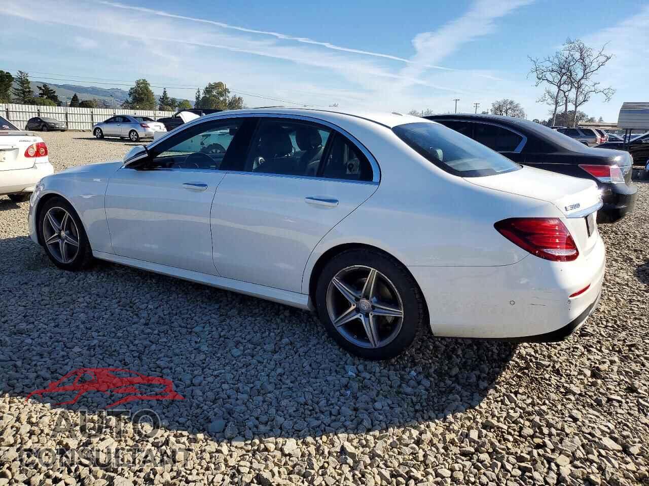 MERCEDES-BENZ E-CLASS 2017 - WDDZF4KB0HA037539