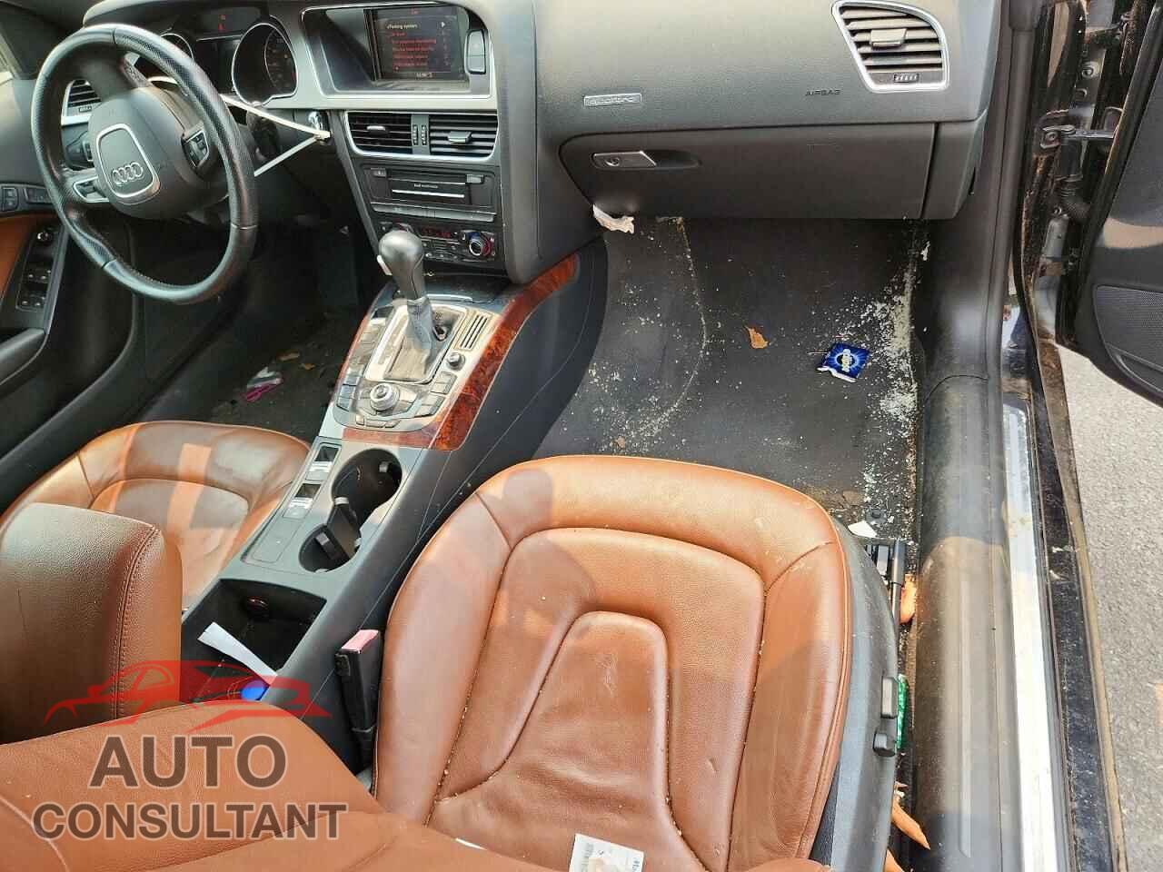 AUDI A5 2012 - WAULFAFH2CN001458