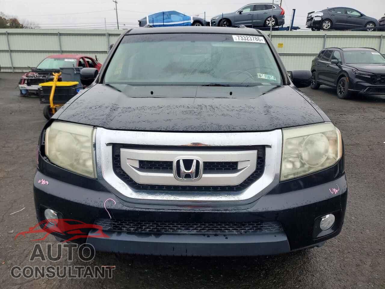 HONDA PILOT 2010 - 5FNYF4H99AB014395