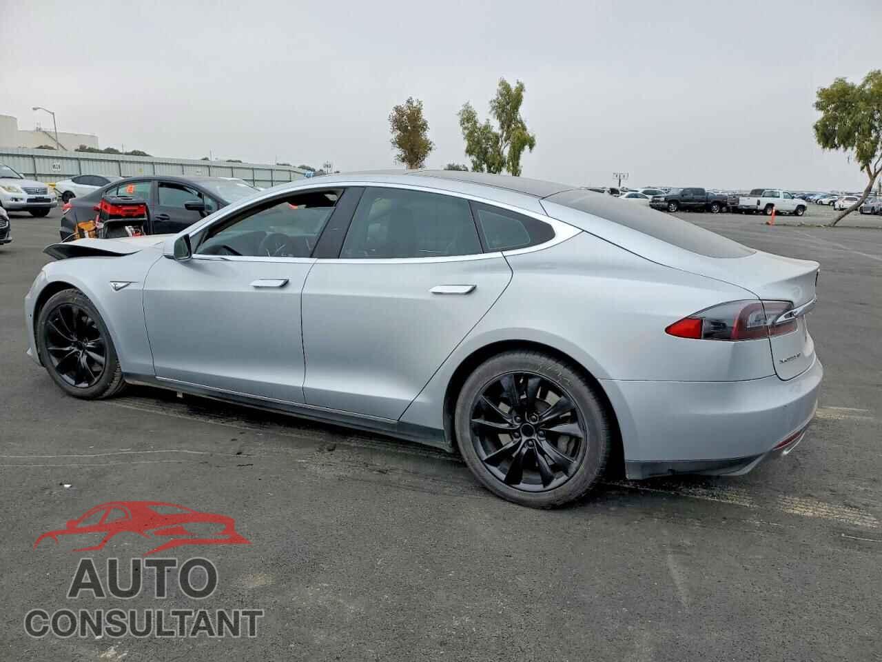 TESLA MODEL S 2014 - 5YJSA1S17EFP33222