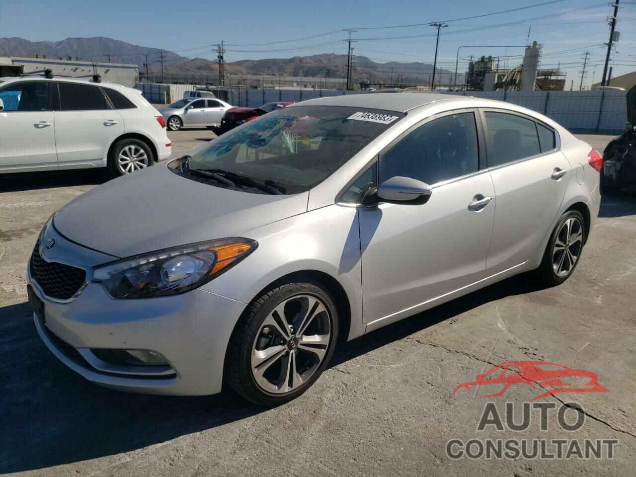 KIA FORTE 2016 - KNAFX4A8XG5554593