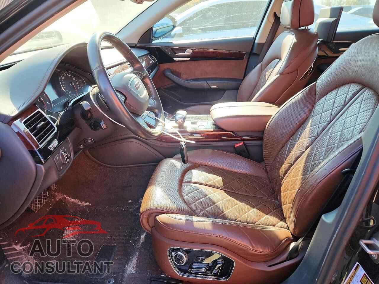 AUDI A8 2011 - WAUTVAFD4BN010936