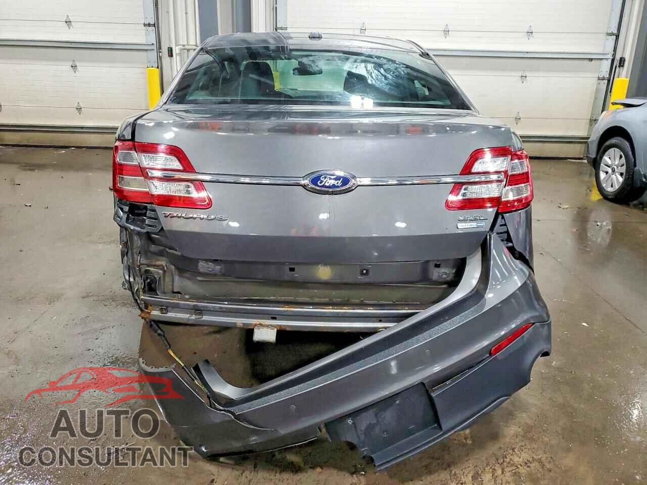 FORD TAURUS 2015 - 1FAHP2H89FG192528