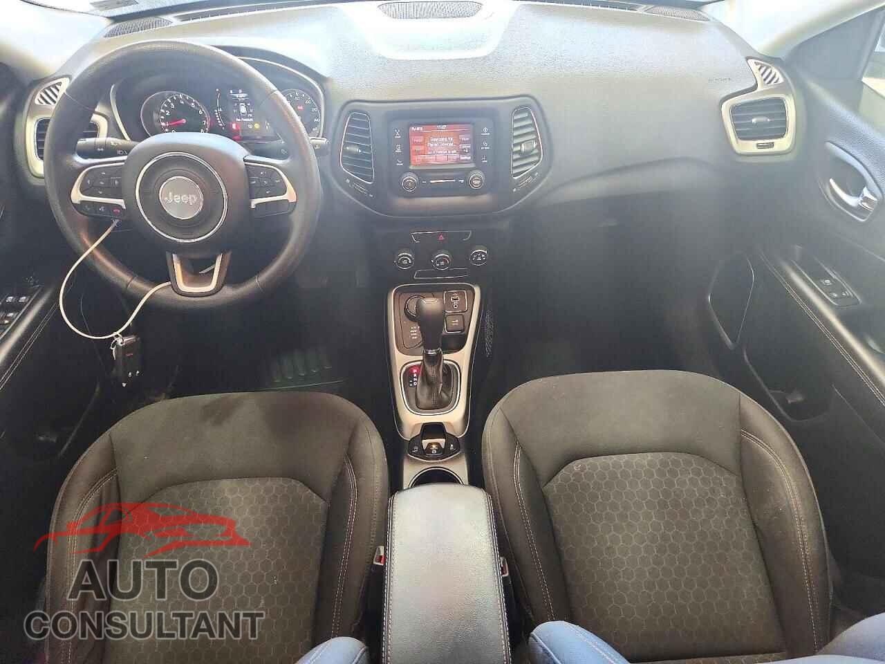 JEEP COMPASS 2017 - 3C4NJDAB2HT667046