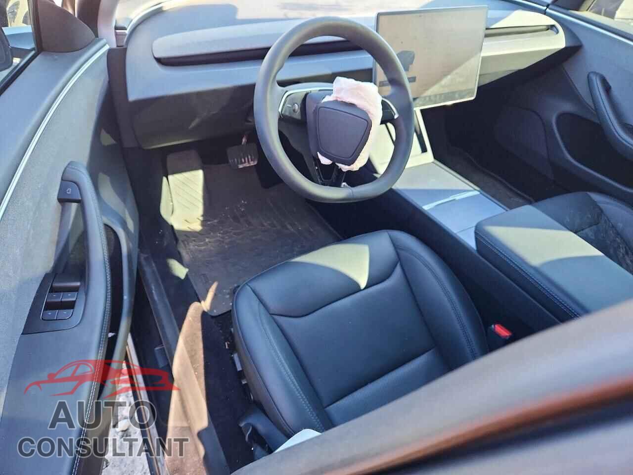 TESLA MODEL 3 2025 - 5YJ3E1EA6SF964788