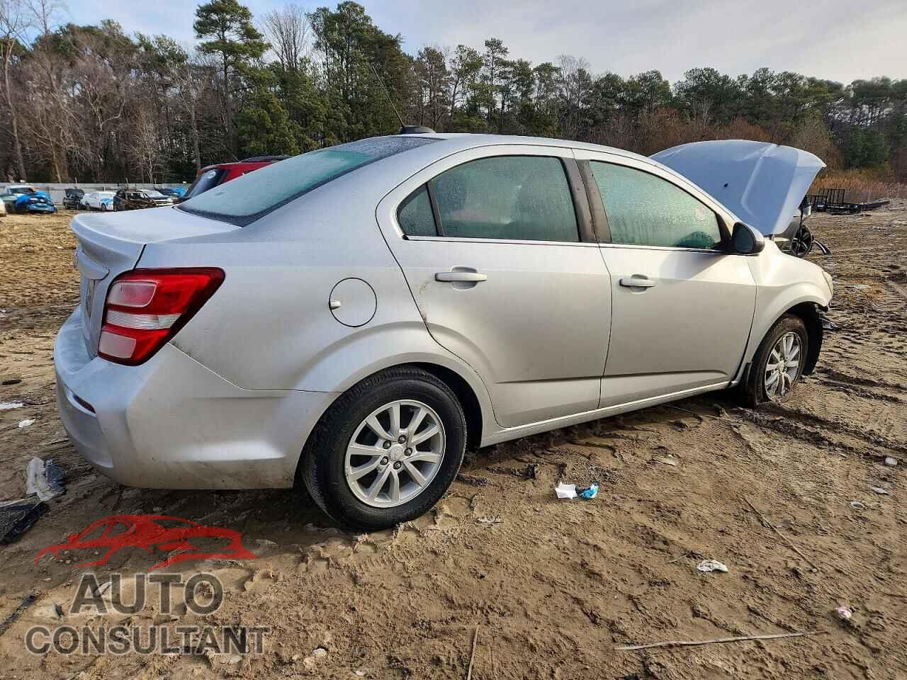 CHEVROLET SONIC 2017 - 1G1JD5SG4H4145247