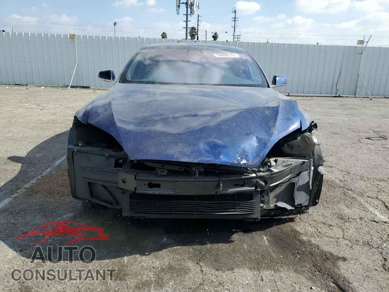 TESLA MODEL S 2017 - 5YJSA1E13HF215947