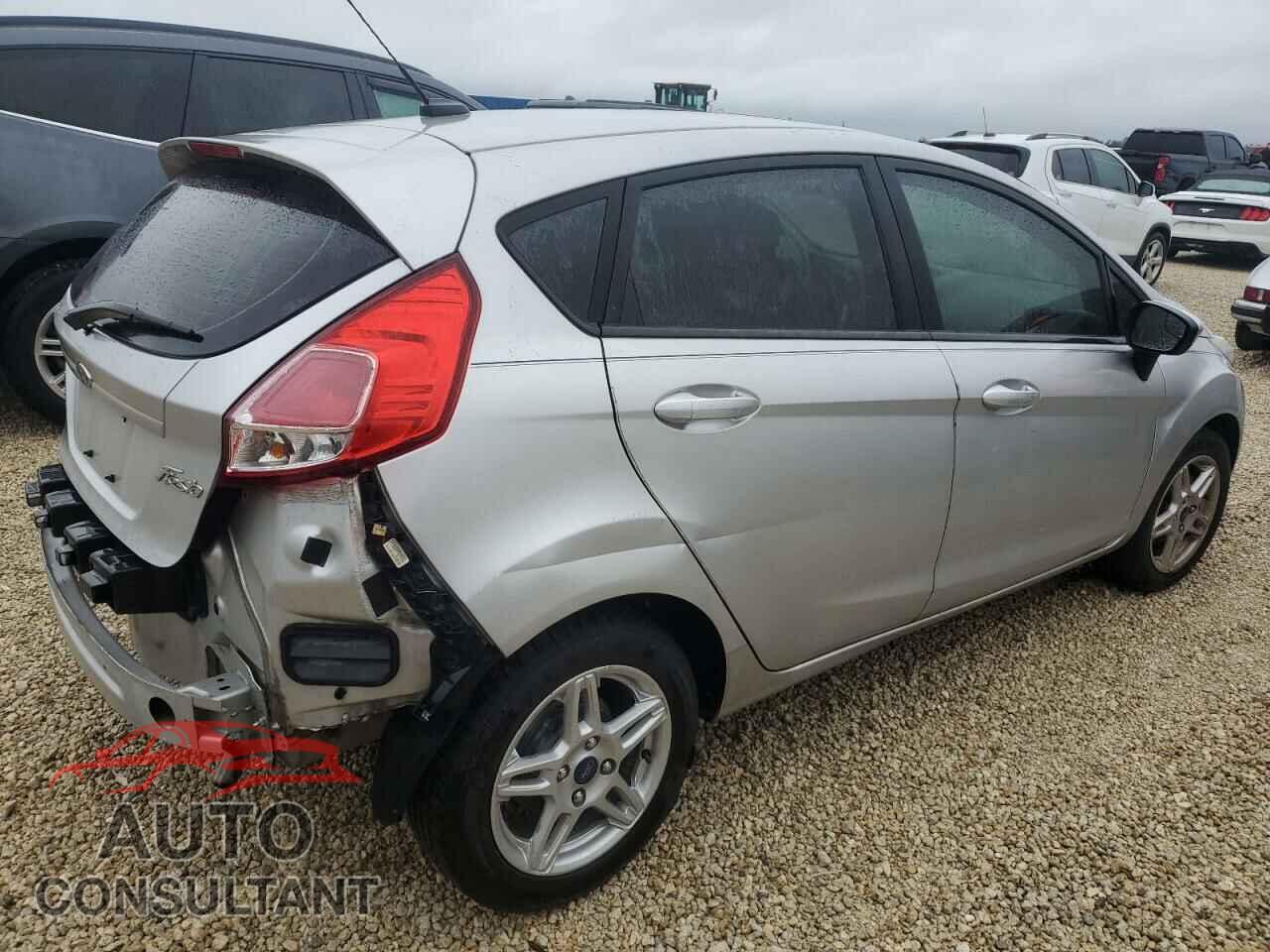 FORD FIESTA 2017 - 3FADP4EJ9HM142707