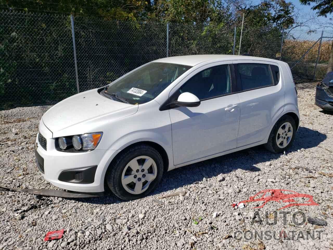 CHEVROLET SONIC 2016 - 1G1JA6SG1G4176954