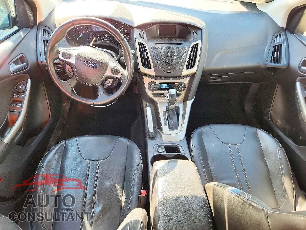 FORD FOCUS 2012 - 1FAHP3M27CL282903